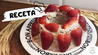 Torta Húmeda de Frutillas SIN HARINAS y SIN AZUCAR [upl. by Wetzel]