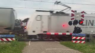 Spoorwegovergang Zenderen  Dutch railroad crossing [upl. by Queri260]