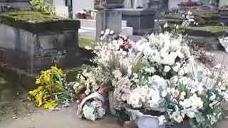 Gaspard Ulliel  son enterrement au cimetière du Père Lachaise [upl. by Biernat]