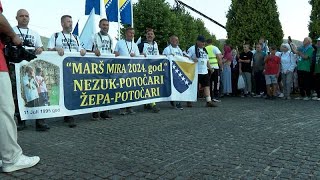 Nach UNResolution Erster Gedenktag zum Massaker von Srebrenica [upl. by Ahsrats]