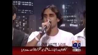 A VERY BEAUTIFUL SOFT VOICE OF A PAKISTANI BLIND SINGER IN Khabarnaak 27 MAY 2012flv [upl. by Adnorat]