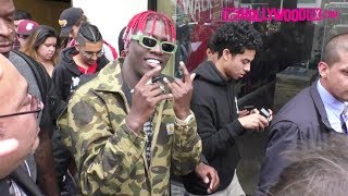 Lil Yachty Is Mobbed By Fans While Walking From Mels Diner To Jimmy Kimmel Live Studios 52517 [upl. by Kristi354]