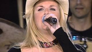 Trisha Yearwood  How Do I Live Live at Farm Aid 1999 [upl. by Charin53]