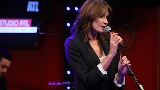 Carla Bruni  Quelquun ma dit LIVE Le Grand Studio RTL [upl. by Fagen901]