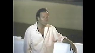 Julio Iglesias Que No Se Rompa La Noche Videoclip Oficial [upl. by Amil869]