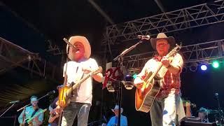 Dos Borachos  Kevin Fowler amp Roger Creager  101720  You Never even called me by my name [upl. by Nanette916]