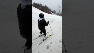 POV Du åker skidor i Hammarbybacken [upl. by Bessy]