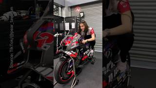 Aprilia RSGP Maverick Vinales Visited by Beautiful Woman  motogp [upl. by Orteip809]