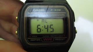 Como activar o desactivar la señal horaria sonido bip de cada hora en el reloj Casio F91W Español [upl. by Ileek394]