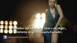 Hadise  Aşk kaç beden giyer karaoke  lyrics [upl. by Quinby]