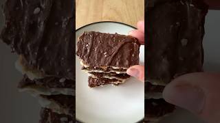 Matzo Crack Easy Chocolate Toffee Matzo Crackers [upl. by Izawa]