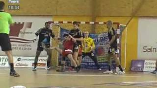 Le SC Touraine bat Villeurbanne Handball D2 [upl. by Quillan]