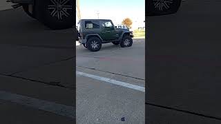 Jeep crusing a popped tire [upl. by Moina]