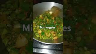 Mix veggies recipe yt shortsyoutubeshorts funny cookinggoodtimes diary [upl. by Maible]