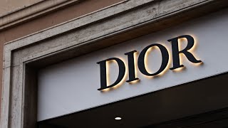 Une salariée de Dior soupçonnée d’avoir détourné plus d’15 million d’euros de produits de luxe [upl. by Sherill]