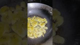 Banana chips homemade shortvideo bananachips homemade [upl. by Stein]