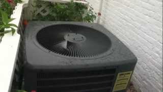 2008 Goodman GSH13 Heat Pump Running in COOL Mode [upl. by Weinert]