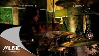 Once Mekel  Hilang Naluri Live at Music Everywhere [upl. by Brandes211]