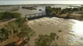 Menindee Lakes boosted by floods [upl. by Harley188]