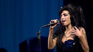 Amy Winehouse  Glastonbury 2008 Full concert [upl. by Egamlat651]