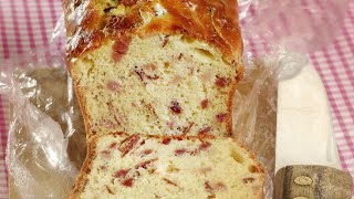 Recette  Cake au jambon et lardons [upl. by Maice]