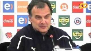 Bielsa se dió tiempo para bromas en su despedida [upl. by Joao]