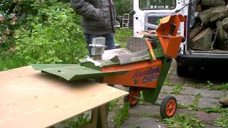 POSCH ruck zuck log splitter fendeuse holzspalter houtklover [upl. by Concepcion]