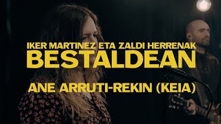 Iker Martinez eta Zaldi Herrenak  Bestaldean Keiako Ane Arrutirekin ARNASALDIAK film luzetik [upl. by Frulla483]