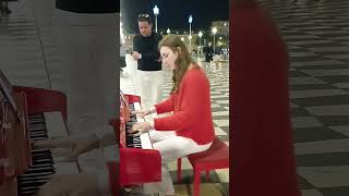 Cette Musique Est Magique  Einaudi piano pianiste streetmusicians streetpiano streetmusic [upl. by Chretien]