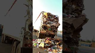 A walking floor trailer emptying recycle material ♻️ [upl. by Felty]