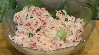 RadieschenApfelKohlrabi Salat Rezept 👇🏻 [upl. by Ainotna]