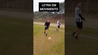 TUTORIAL DE 3 DRIBLES FÁCEIS DE APRENDER PARA MELHORAR SEU FUTEBOL NO CAMPO ⚽️ shorts [upl. by Akinom]