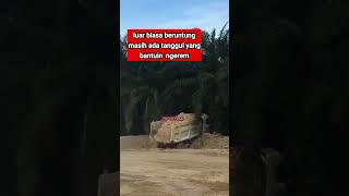 resiko para supir truk✅️ jangan gugup saat rem blong❗️contoh yg tepat [upl. by Nylrebmik]