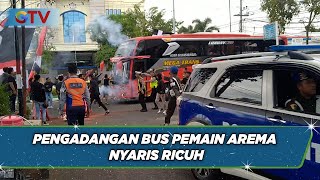 Sekelompok Suporter Adang Bus Arema di Bangkalan  BIP 0105 [upl. by Iman477]