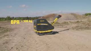 BOMAG BPR 500KG TWEERICHTINGSTRILPLAAT [upl. by Llewxam]