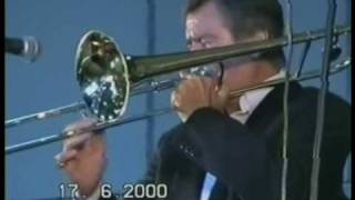 KENNY BALL JAZZMEN TROMBONIST JOHN BENNETT PLAYING quotTHE MAN I LOVEquot [upl. by Ahsik235]