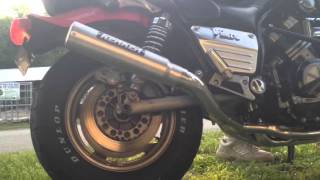 1995 Vmax with Kerker 4 into 1 exhaust and 25quot Comp baffle exhaust sound  idle amp revving [upl. by Asli]