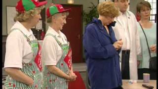 Dinnerladies  Series 2  Episode 10  Part 3 [upl. by Tav74]