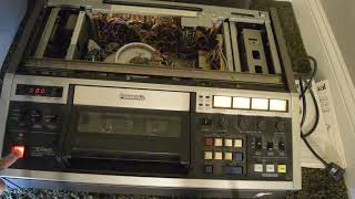 Panasonic NV9600 34quot Umatic VCR Needs Eject Fixed  Help [upl. by Aneehsak611]