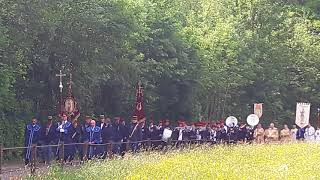 Ascension Gerpinnes 2018 6 Sortie de la châsse Sainte Rolende 2ème tour [upl. by Notsnhoj]