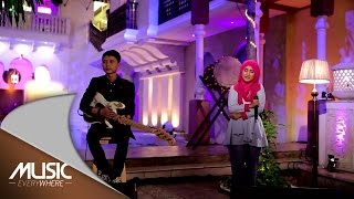 Fatin Shidqia  Irrelevant Lauren Aquilina Cover Live at Music Everywhere [upl. by Keung511]