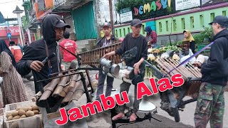 Cover Pengamen Pasar Viral JAMBU ALAS  SAYANGE WIS DUWE BOJO 🤭🤭 Versi Angklung Jaranan Mberot [upl. by Ignacio]