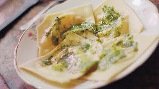 Como hacer Ravioli Al Pesto  Rapido y Delicioso [upl. by Anyk]