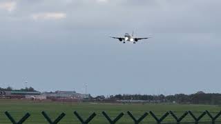 Aer Lingus A320 Neo rough landing at Dublin Airpot during storm Ashley [upl. by Hareemas]