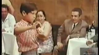 Diego de la Margara bailando de pequeño por bulerias con la Perla y Manuel Morao [upl. by Grinnell]