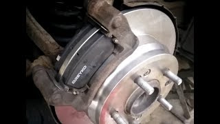 Kia ceed I wymiana klocków i tarcz tył Rear Brake Discs and Pads задни тормозные колодки и диски [upl. by Lipp]