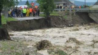 Imagini inundatii Marginea 30 iun 2010 [upl. by Ephram856]