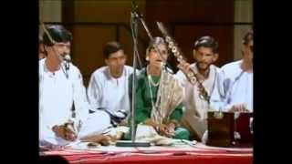 Nirmal Sangeet Sarita Vinati Suniye Mauline Thothavile Shri Mataji Vienna 1992 Sahaja Yoga Mantra [upl. by Ardnovahs267]