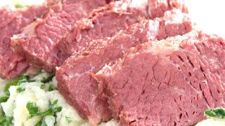 Mistakes Everyone Makes When Cooking Corned Beef And Cabbage [upl. by Charmine]