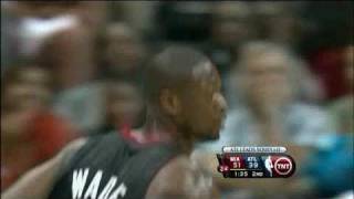 Dwyane Wade 33 Points vs Atlanta Game 2 Playoffs 2009 HD 22409 [upl. by Vijnas431]